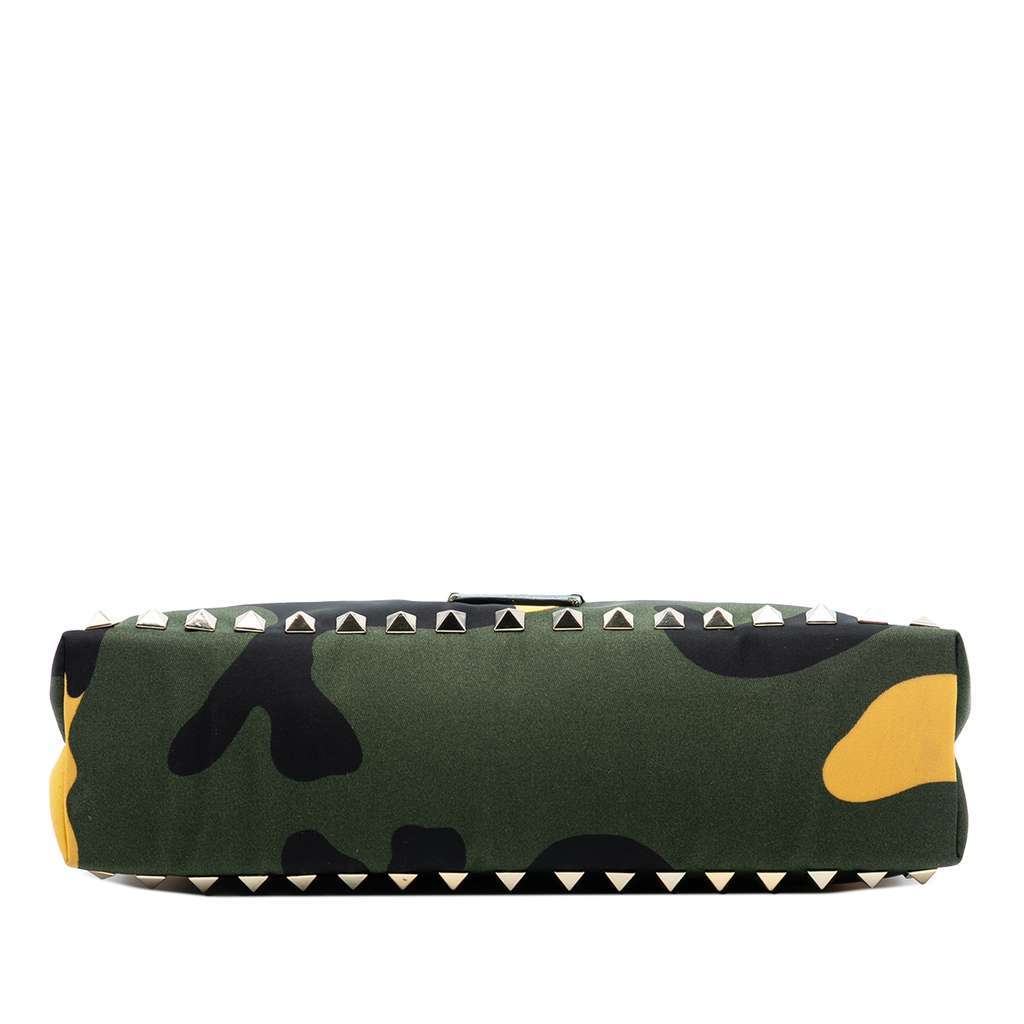 Valentino Nylon Rockstud Camouflage Double Zip Clutch Green Very good condition - Inside View