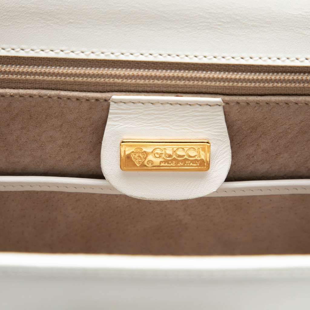 Gucci Calfskin Bakelite Night White Leather Very good condition - Box View