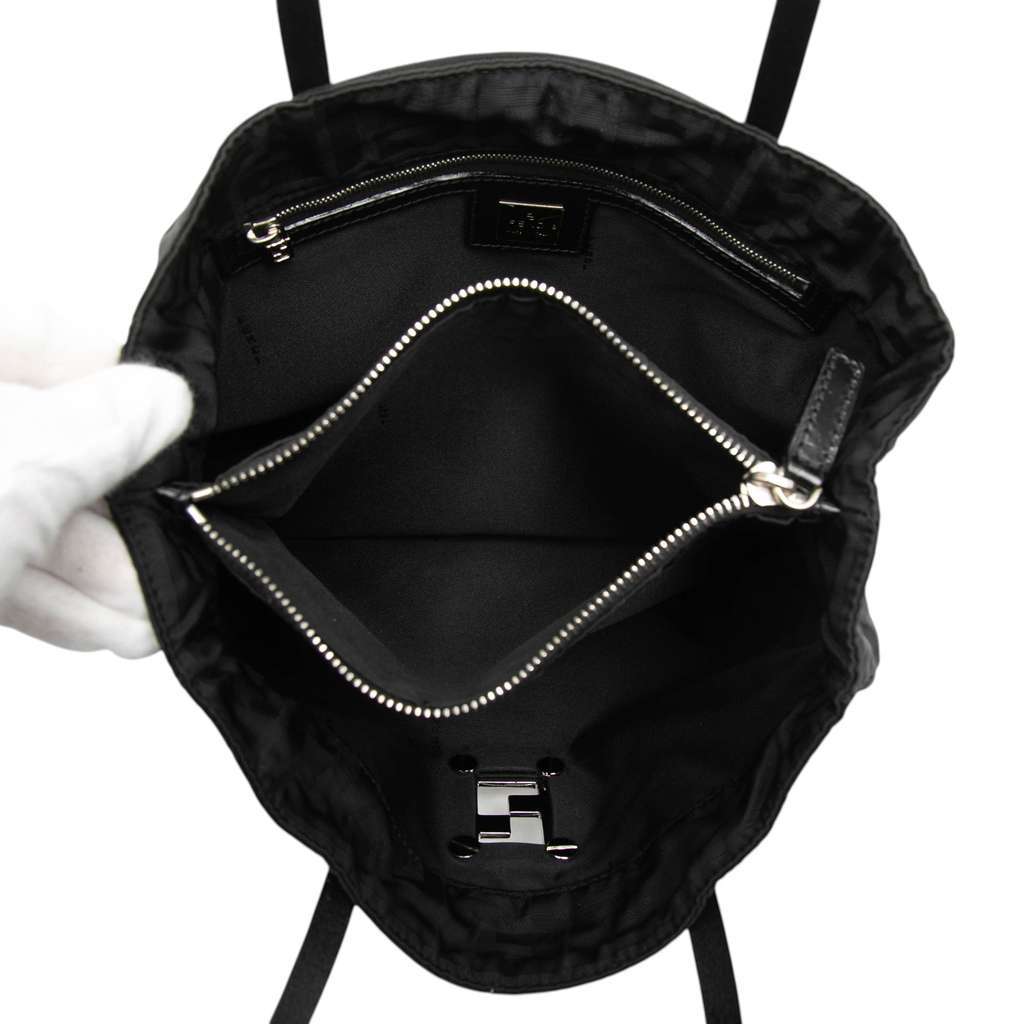 Fendi Zucca Canvas Tote Black Canvas Very good condition - Model View