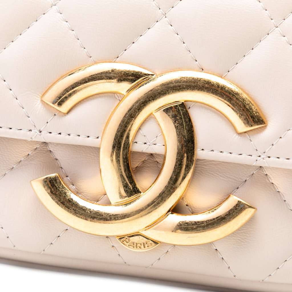 Chanel Quilted Lambskin Giant CC Flap Phone Holder with Chain Brown Leather Very good condition - Box View