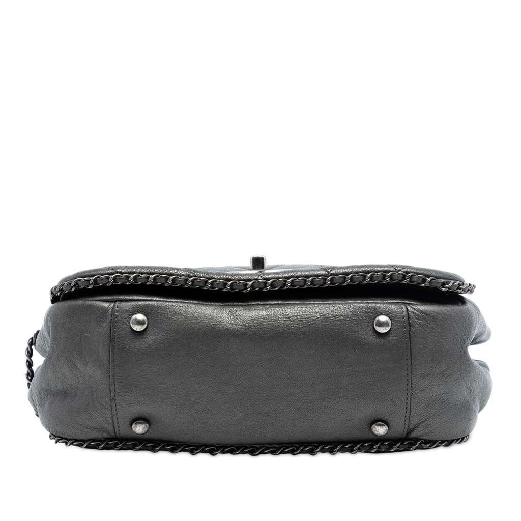 Chanel Small Quilted Calfskin CC Enchained Accordion Flap Grey Leather Very good condition - Inside View