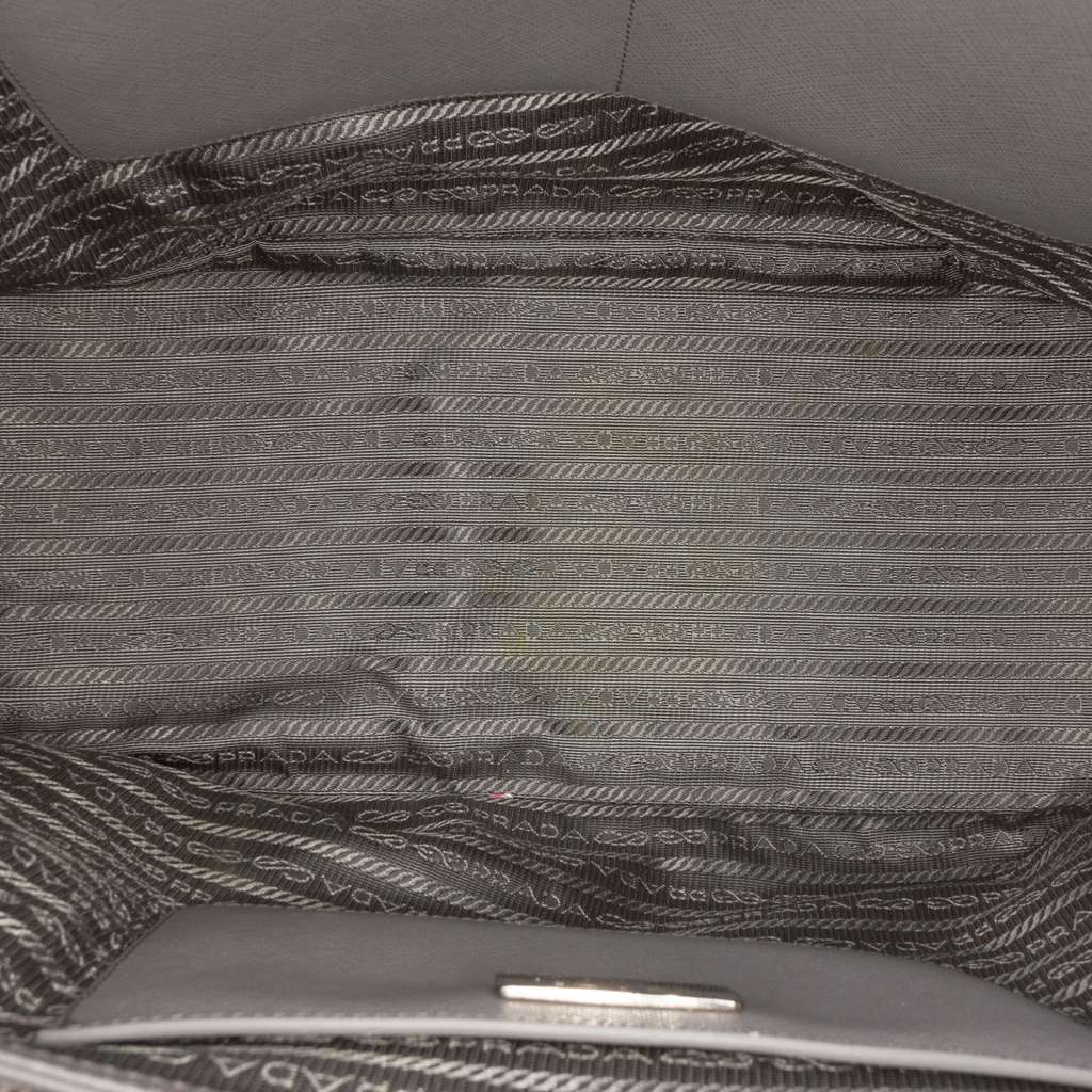 Prada Large Bicolor Saffiano Lux Galleria Double Zip Satchel Grey Leather Very good condition - Model View