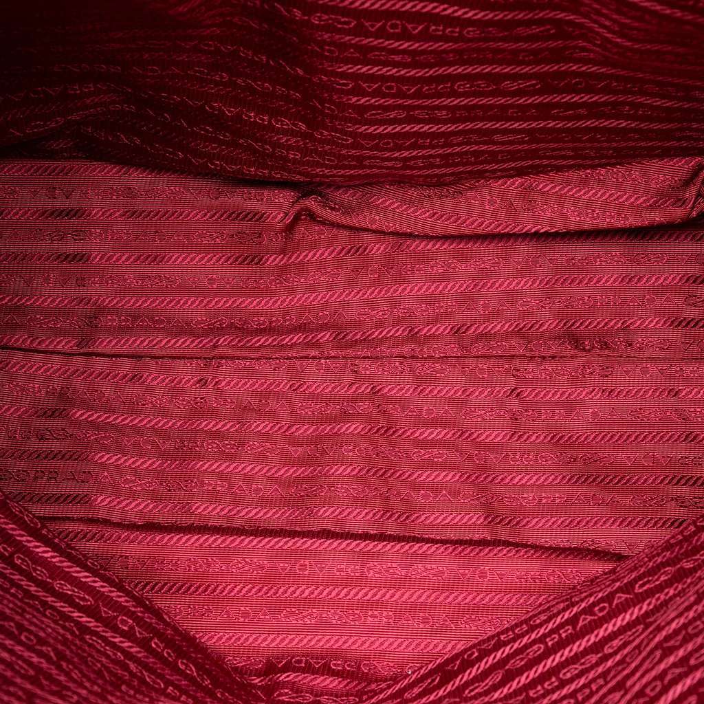 Prada Vitello Daino Embossed Canapa Logo Open Convertible Tote Pink Leather Very good - Model View