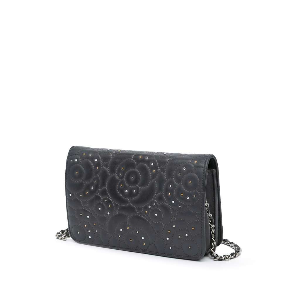 Chanel CC Studded Lambskin Camellia Wallet On Chain Black Leather Very good condition - Back View