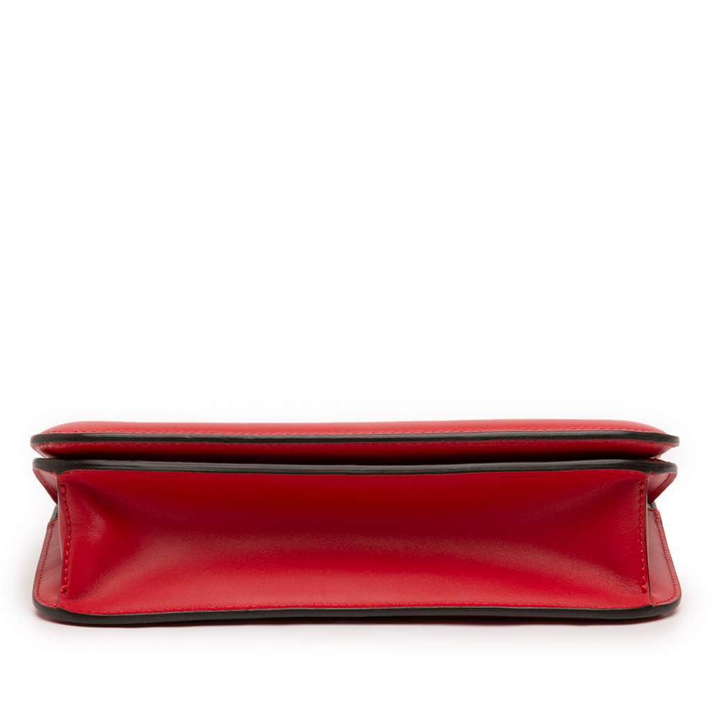 Fendi Calfskin Vitello King Nubuck Pequin Karligraphy Pocket Shoulder Bag Red Leather Very good condition - Inside View