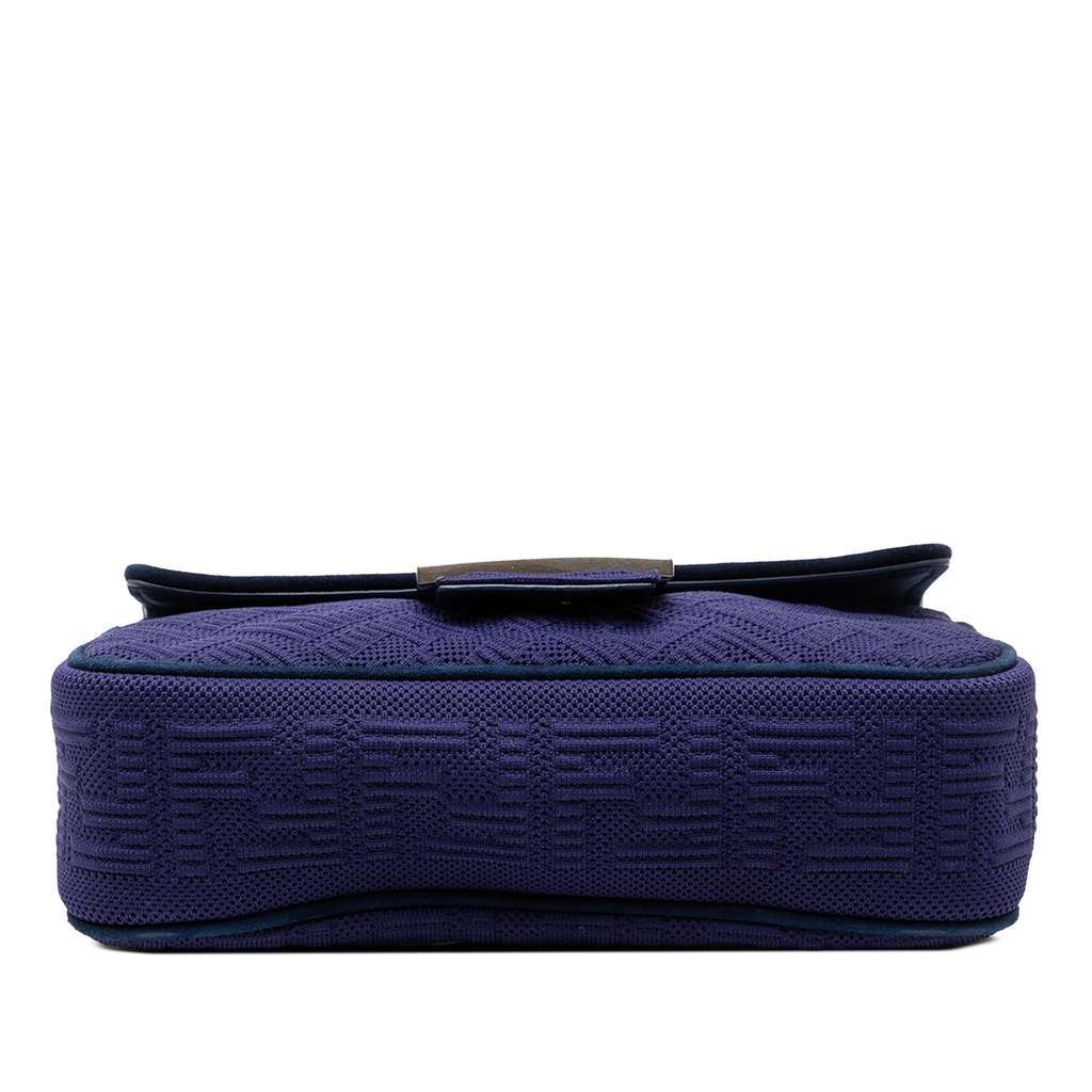 Fendi Zucca Embossed Technical Fabric Chain Midi Baguette Blue Very good condition - Inside View