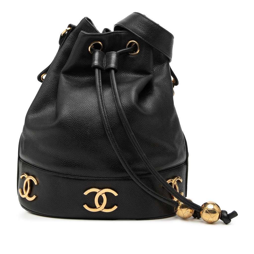 Chanel Caviar Triple CC Drawstring Bucket Bag Black Leather Very good condition - Front View