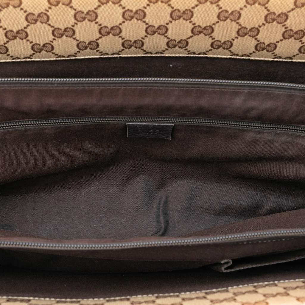 Gucci GG Crystal Business Bag Beige Very good condition - Model View