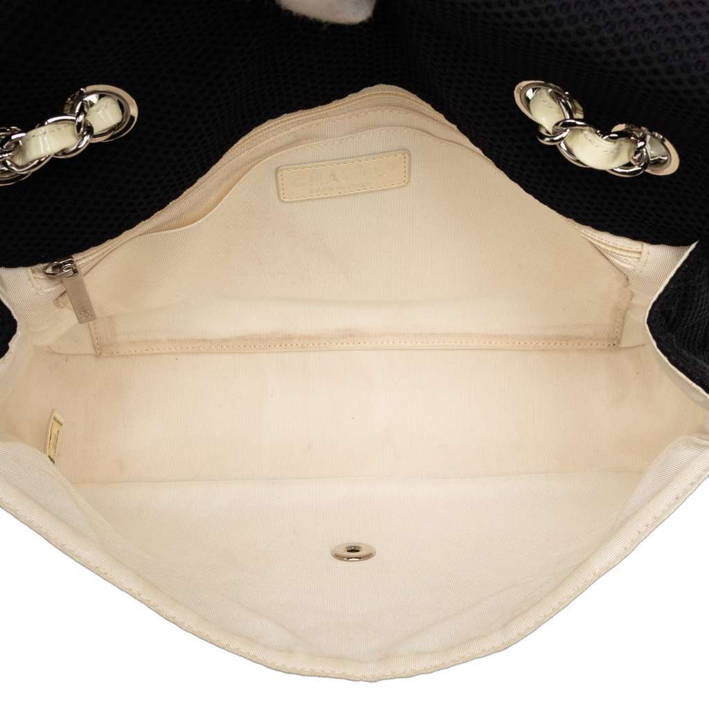 Chanel Jumbo Classic Mesh Single Flap Black Polyester Very good condition - Model View