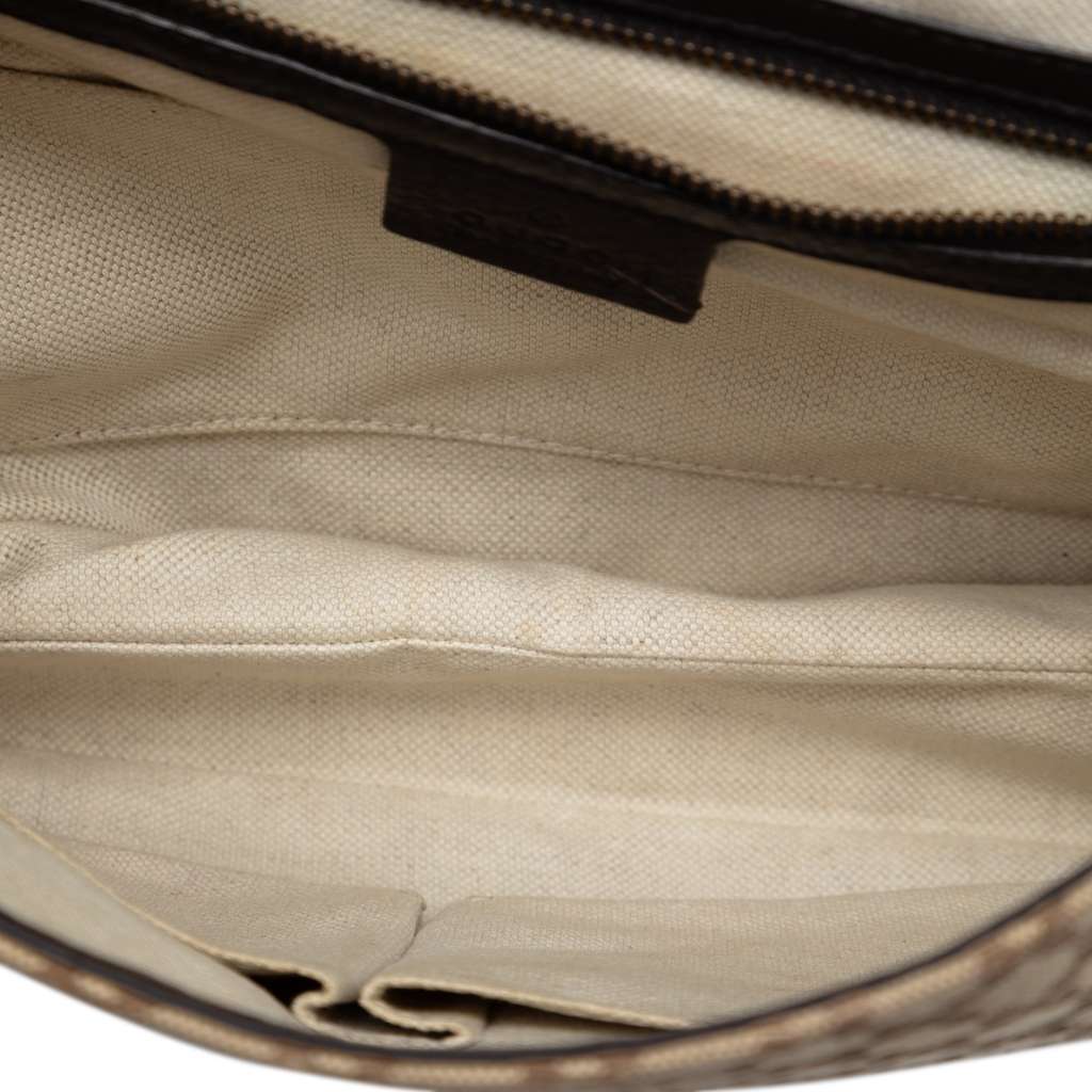 Gucci Diamante Canvas 1973 Shoulder Bag Beige Very good condition - Model View
