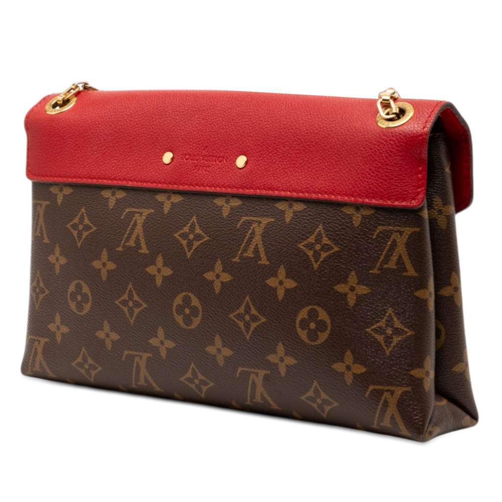 Louis Vuitton Monogram Pallas Chain Brown Very good condition - Back View