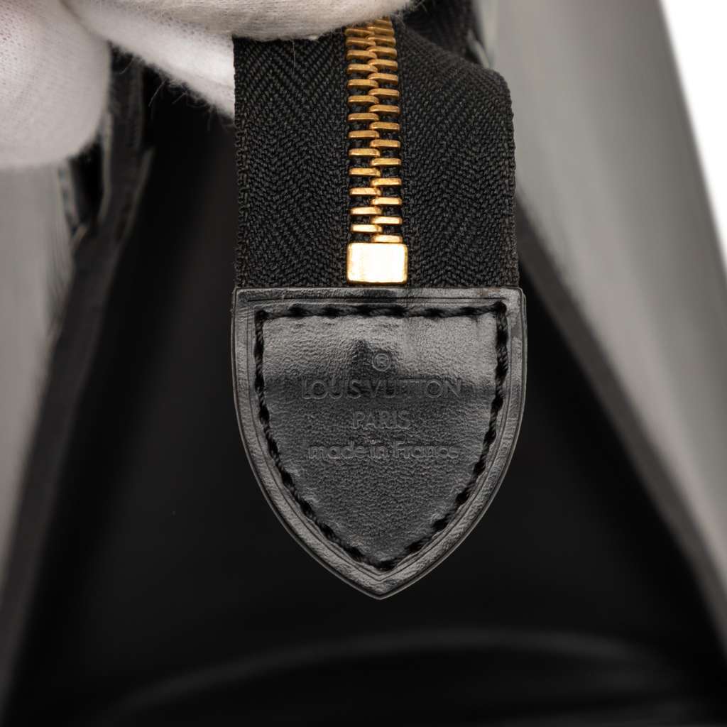 Louis Vuitton Epi Riviera Black Leather Very good condition - Box View