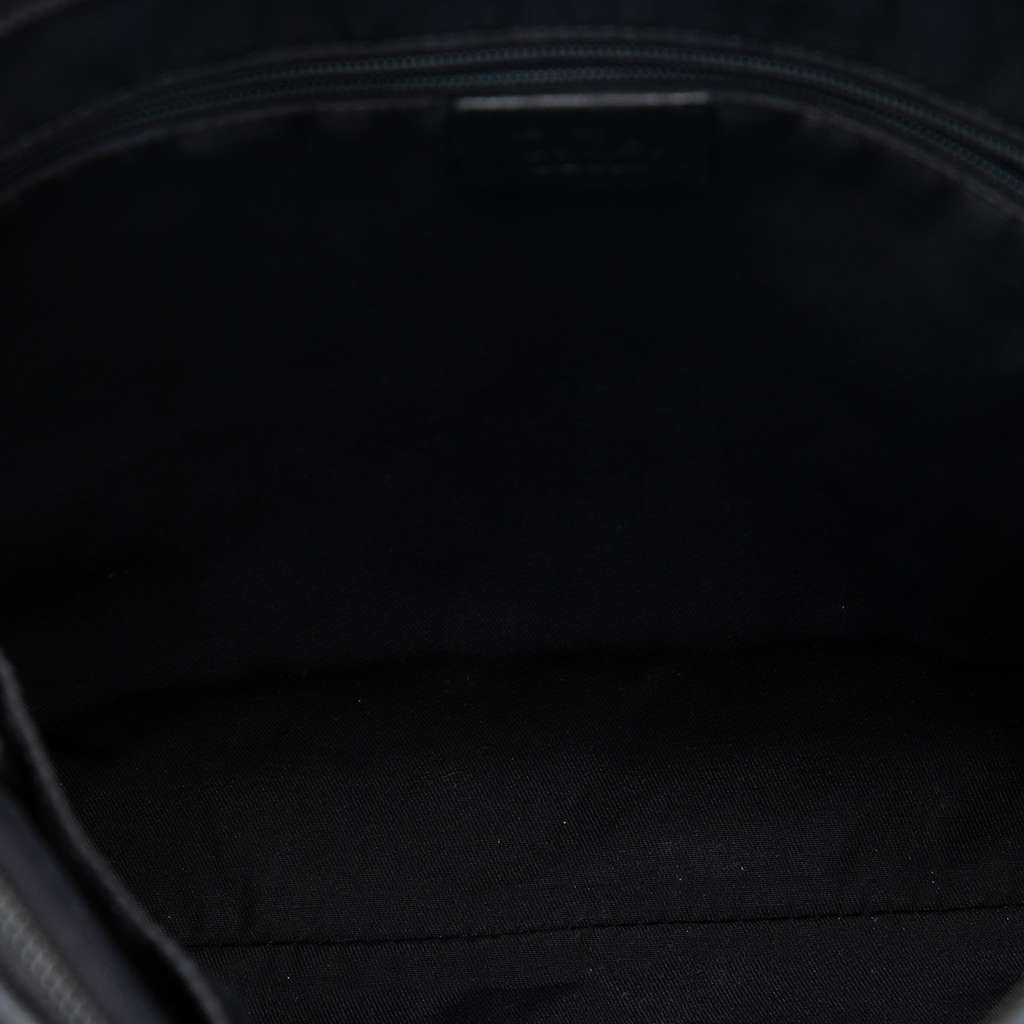 Gucci GG Canvas Abbey D Ring Crossbody Black Canvas Very good - Model View