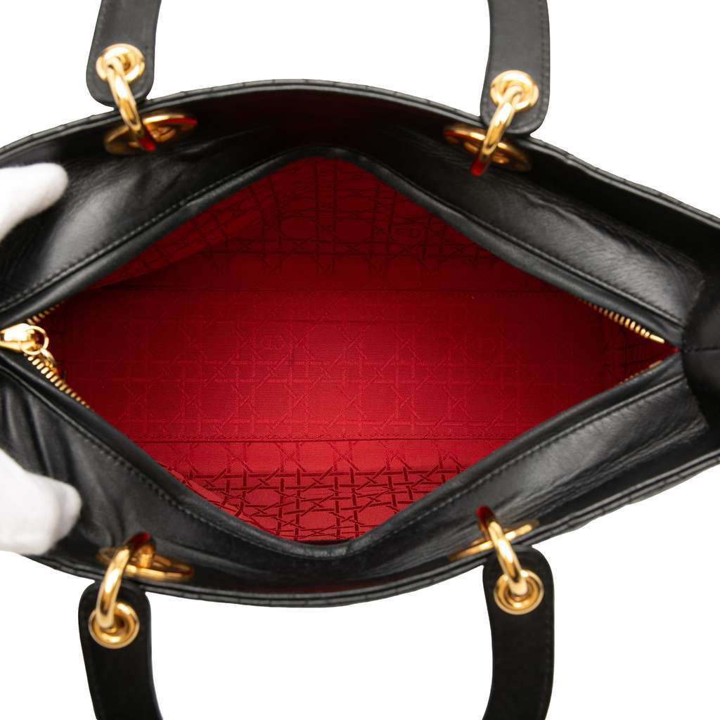 Dior Large Lambskin Cannage Lady Dior Black Leather Very good - Model View