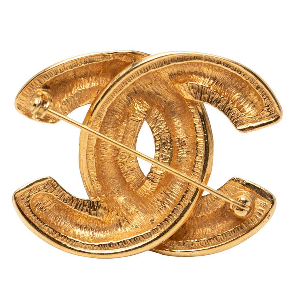 Chanel Gold Plated CC Quilted Brooch Gold Metal Very good - Back View