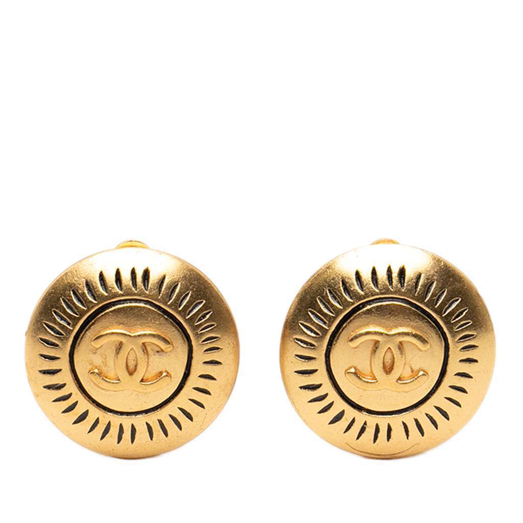 Chanel CC Gold Plated Round Clip On Earrings Gold Metal Very good - Front View