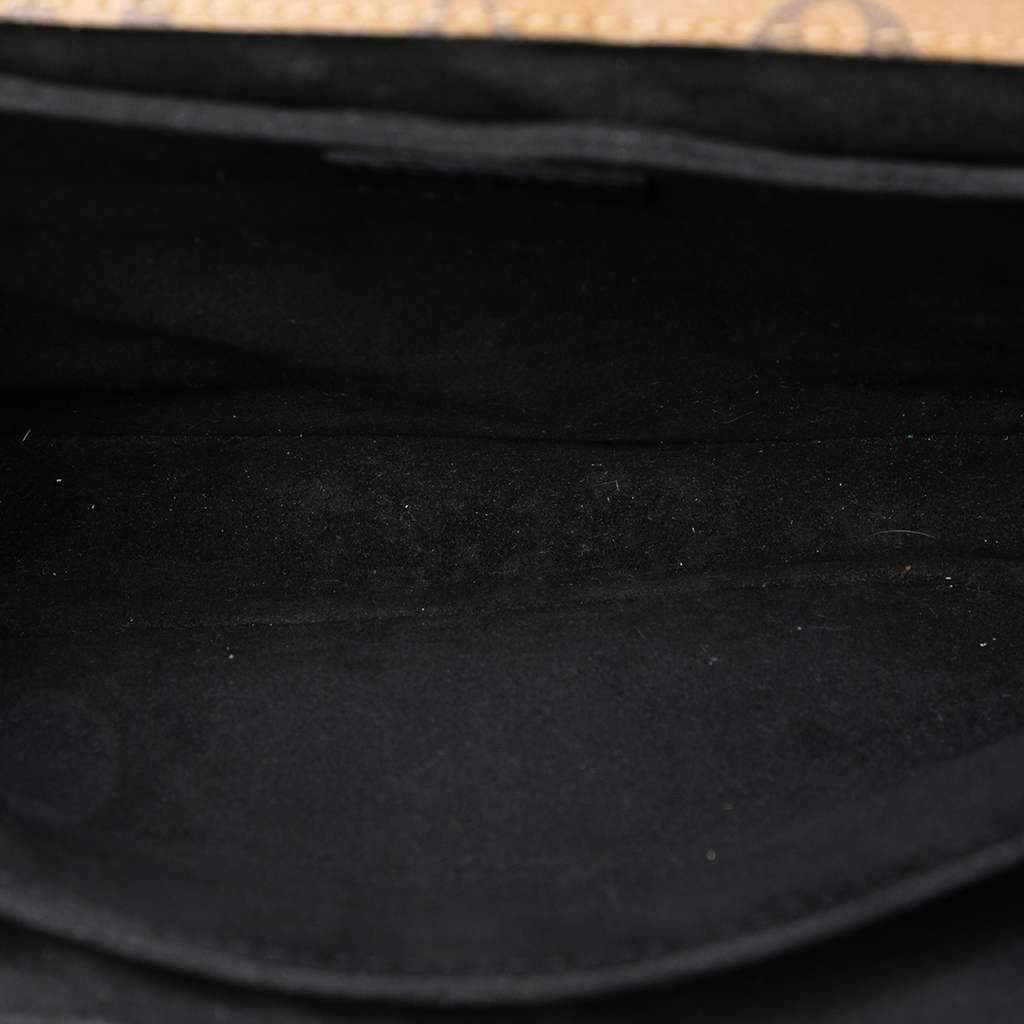 Louis Vuitton Monogram Reverse Pochette Metis Brown Very good condition - Model View