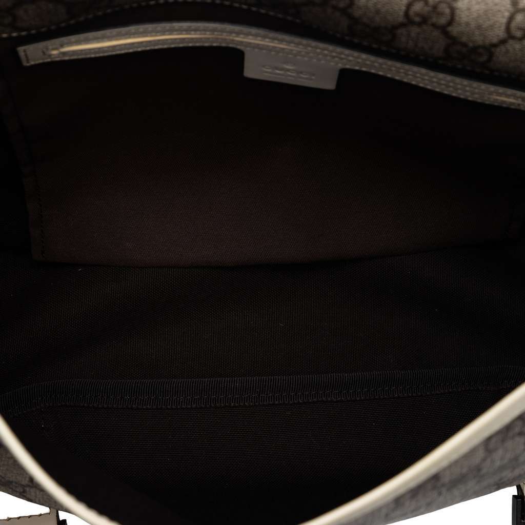 Gucci GG Supreme Crossbody Beige Very good condition - Model View