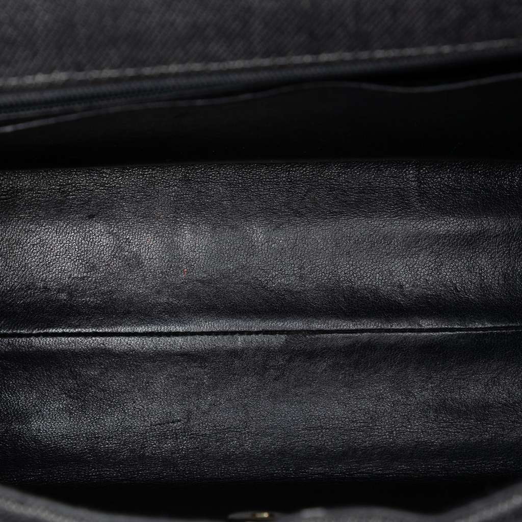 Chanel CC Denim Kelly Top Handle Bag Black Denim Very good condition - Model View