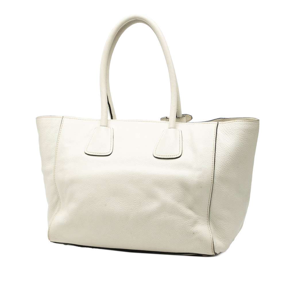 Prada Vitello Daino Front Pocket Open Convertible Tote White Leather Very good condition - Back View