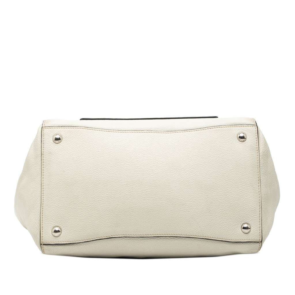 Prada Vitello Daino Front Pocket Open Convertible Tote White Leather Very good condition - Inside View