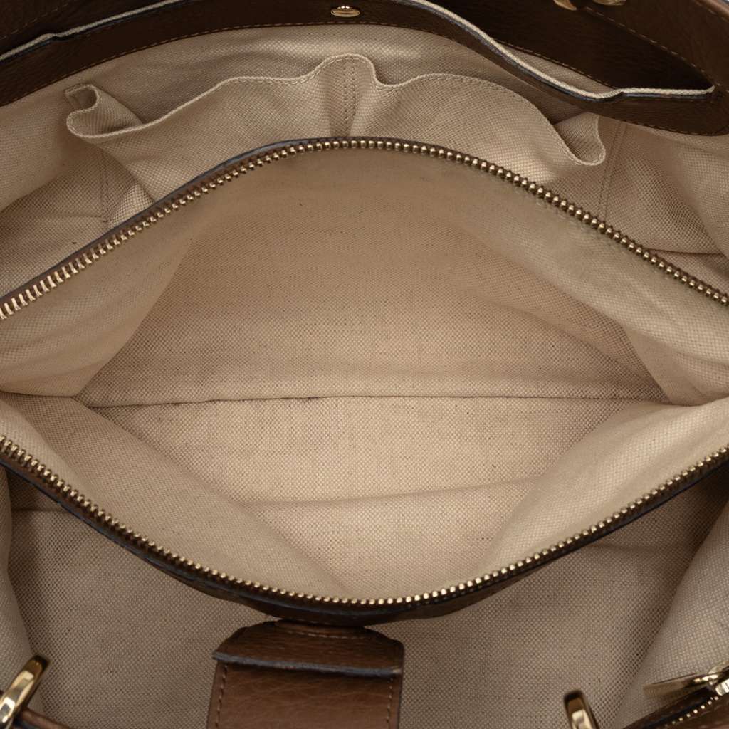 Gucci Medium Calfskin Bamboo Shopper Satchel Brown Leather Very good condition - Model View