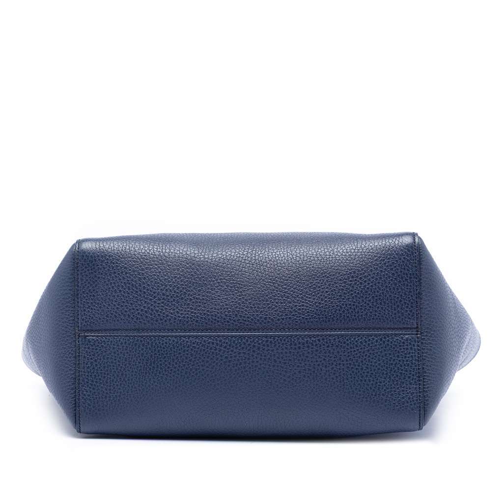 Gucci Medium Dollar Calfskin Swing Tote Blue Leather Very good condition - Inside View
