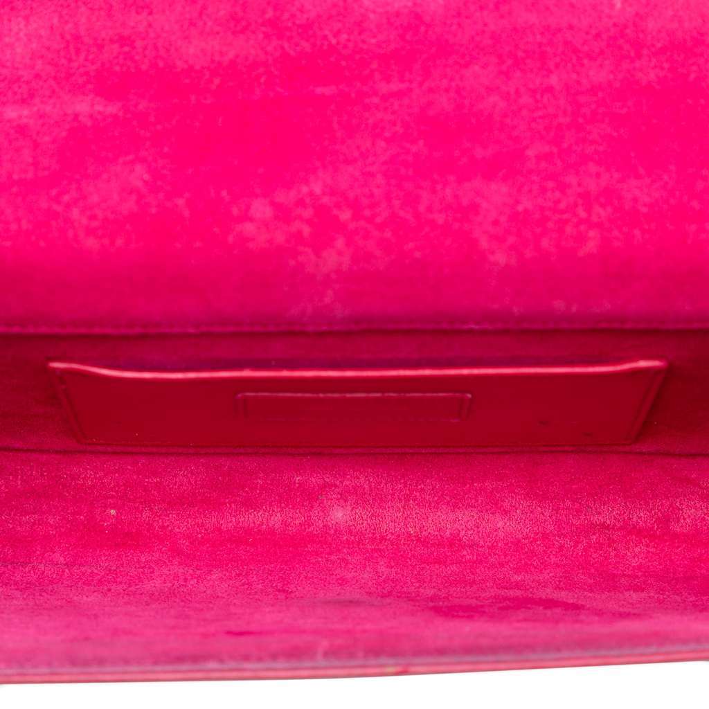 Saint Laurent Grain de Poudre Monogram Cassandre Clutch Pink Leather Very good condition - Model View