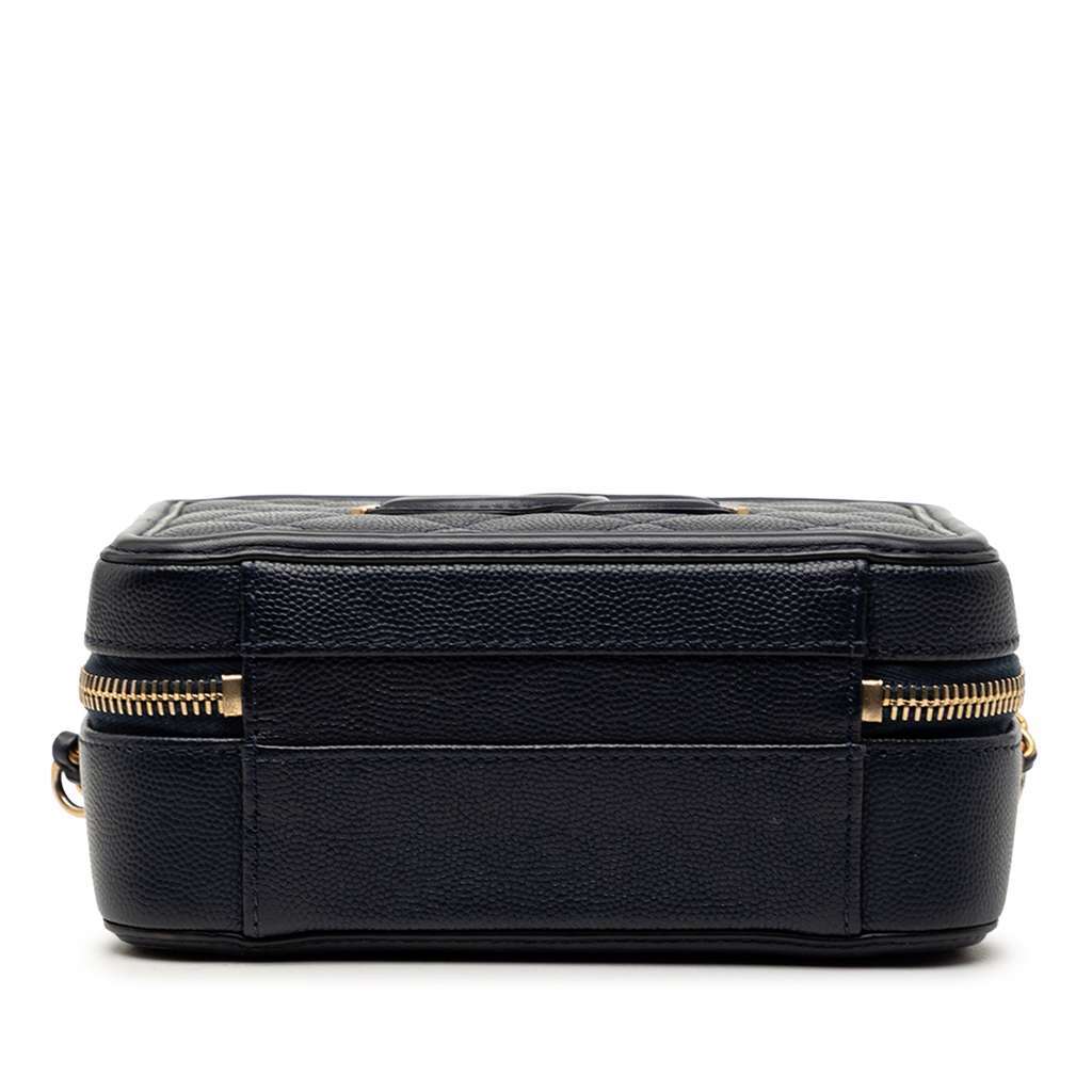 Chanel Small Caviar CC Filigree Vanity Case Blue Leather Very good condition - Inside View