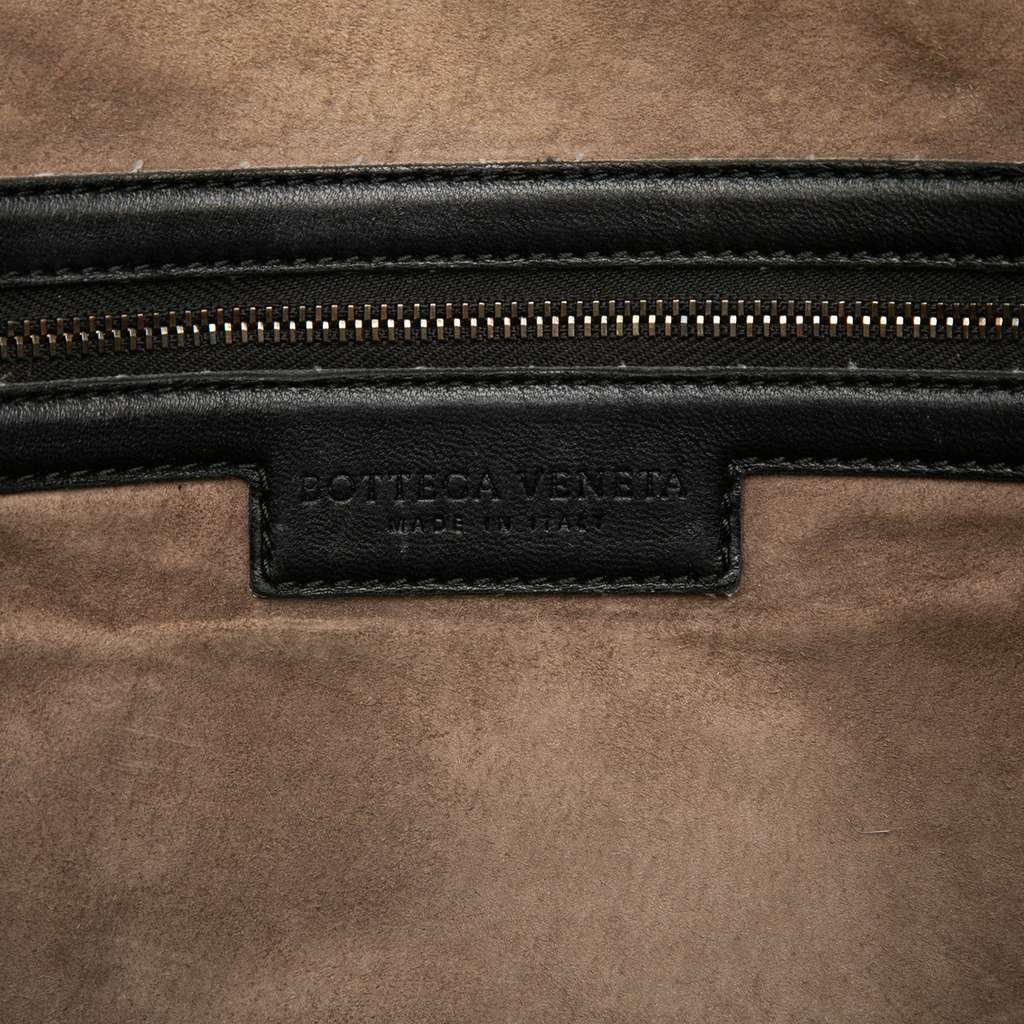 Bottega Veneta Large Nappa Intrecciato Nodini Crossbody Black Leather Very good condition - Box View