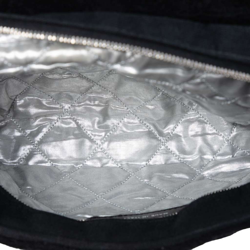 Chanel CC Quilted Terry Cloth Flap Black Cotton Very good condition - Model View