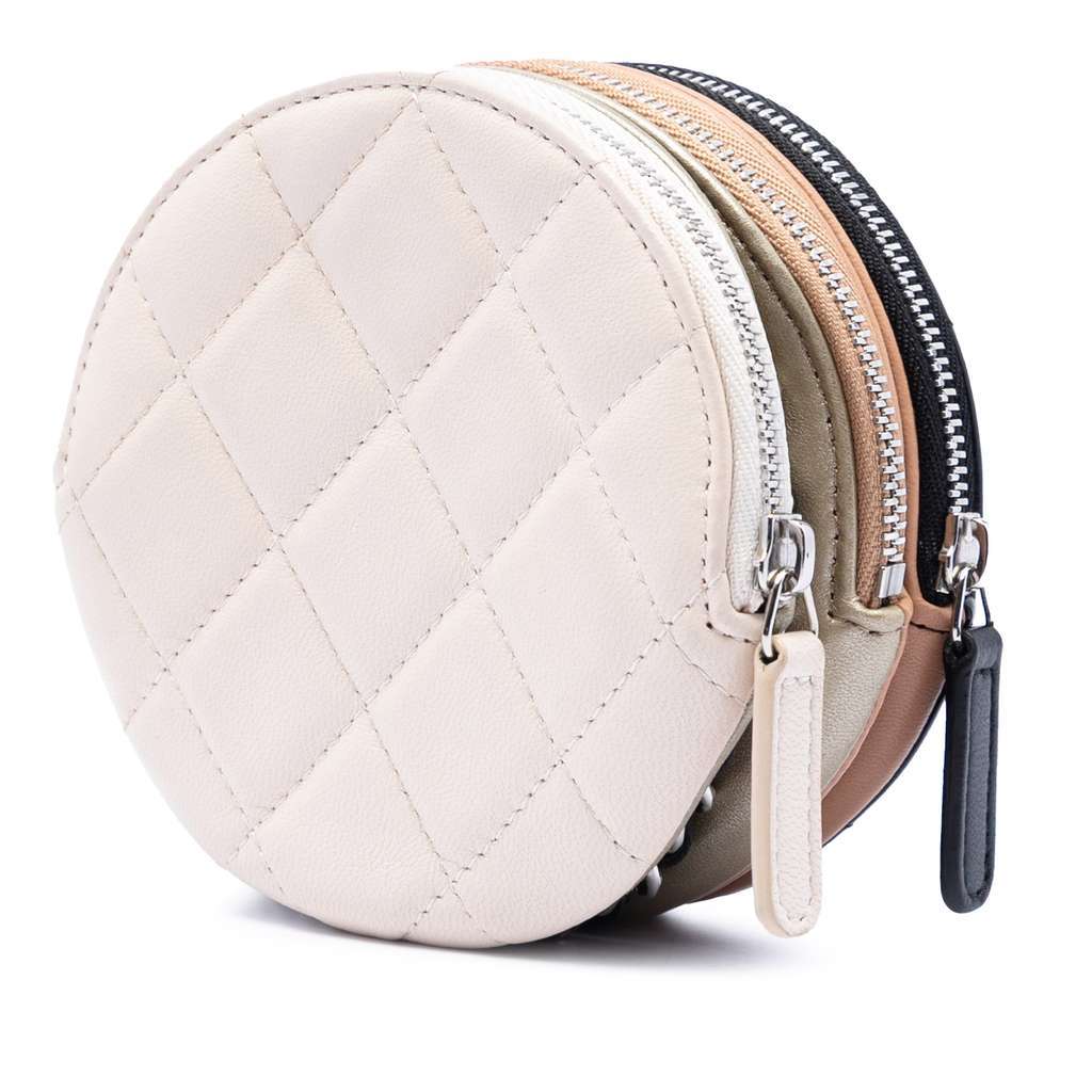 Chanel CC Quilted Lambskin Triple Zip Round Clutch With Chain Black Leather Very good condition - Back View