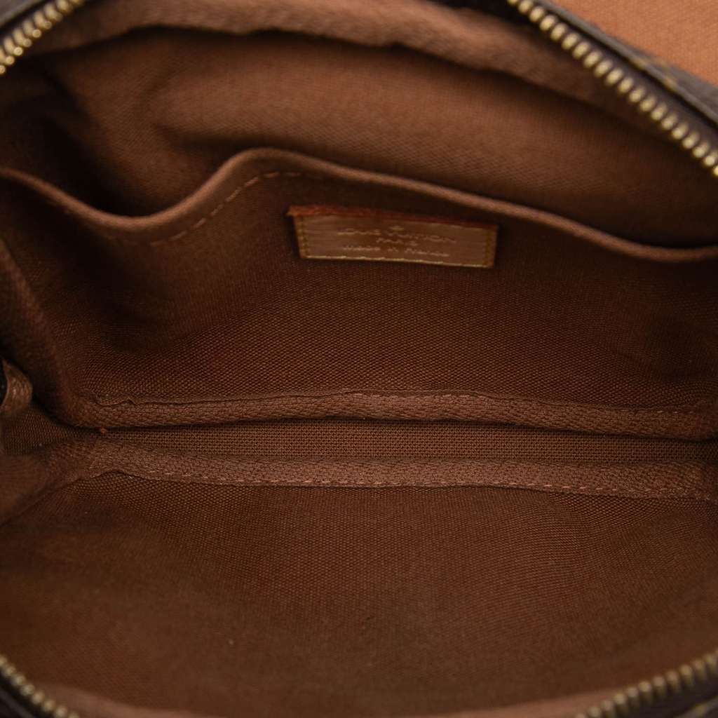 Louis Vuitton Monogram Bosphore Belt Bag Brown Very good - Model View
