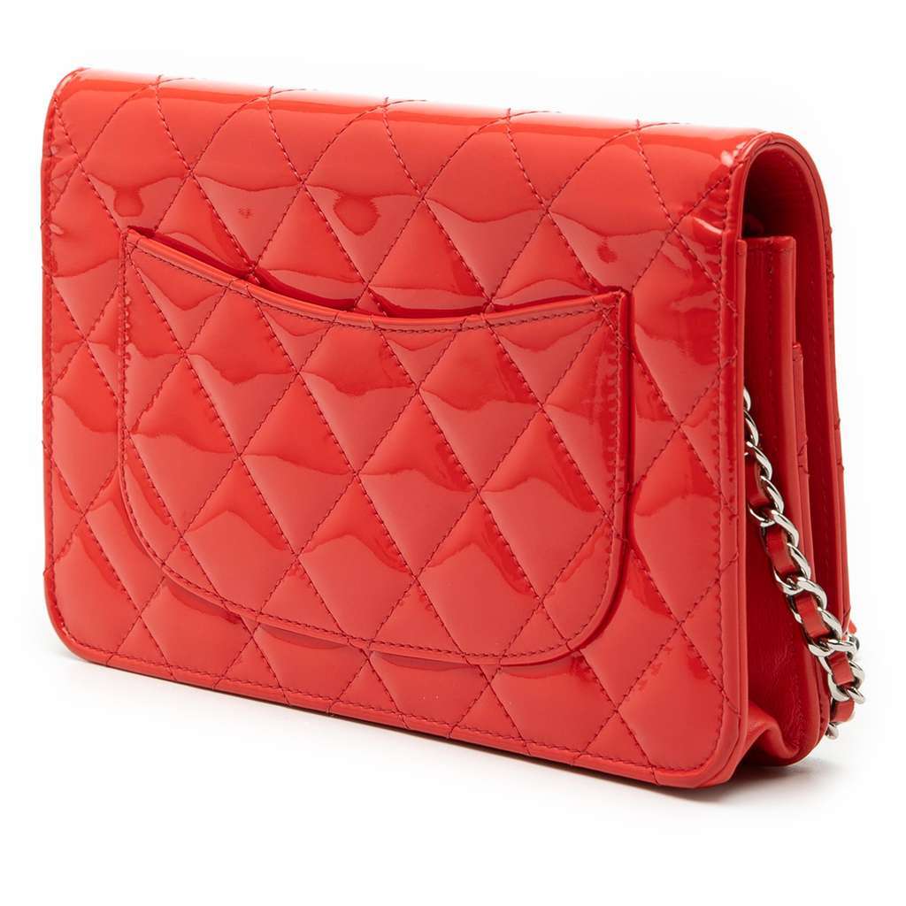 Chanel CC Patent Wallet on Chain Orange Leather Good condition - Back View