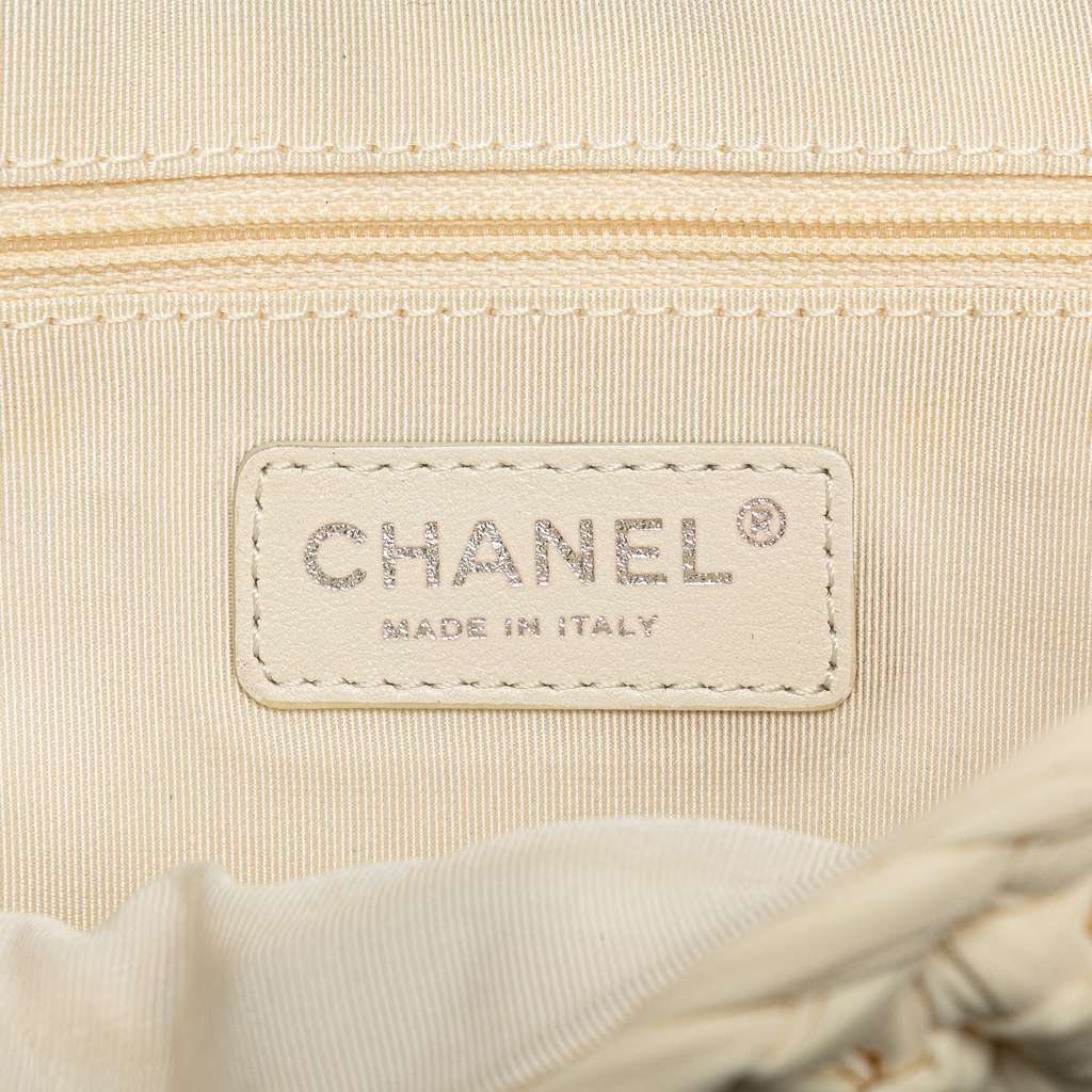 Chanel Neoprene Fancy Crochet Flap White Polyester Very good condition - Box View