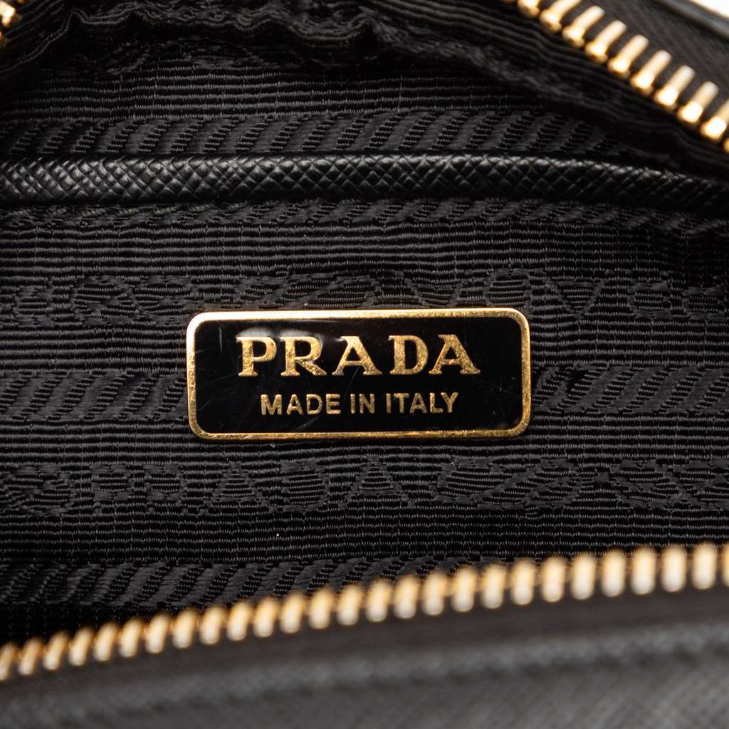 Prada Saffiano Lux Camera Bag Black Leather Very good condition - Box View