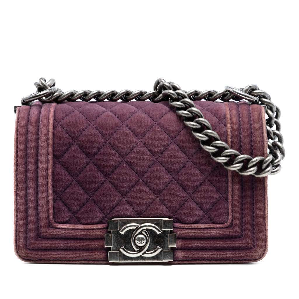 Chanel Small Quilted Velvet Boy Flap Purple Velvet Very good - Front View