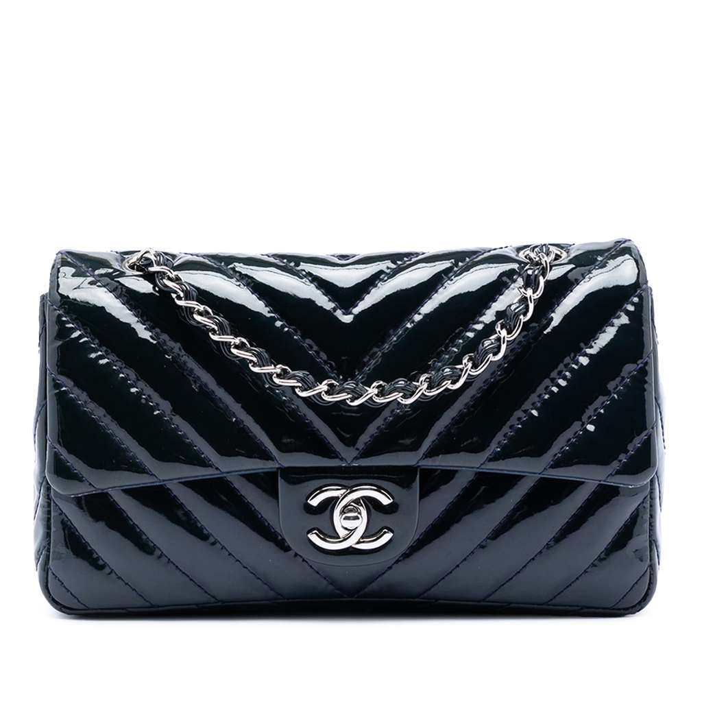 Chanel Small Classic Chevron Patent Single Flap Blue Leather Very good condition - Back View