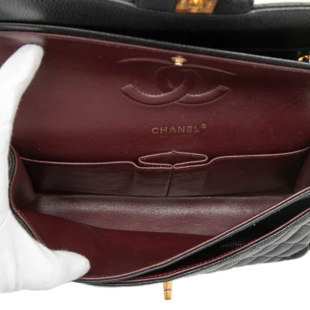 Chanel Medium Classic Caviar Double Flap Black Leather Very good - Model View