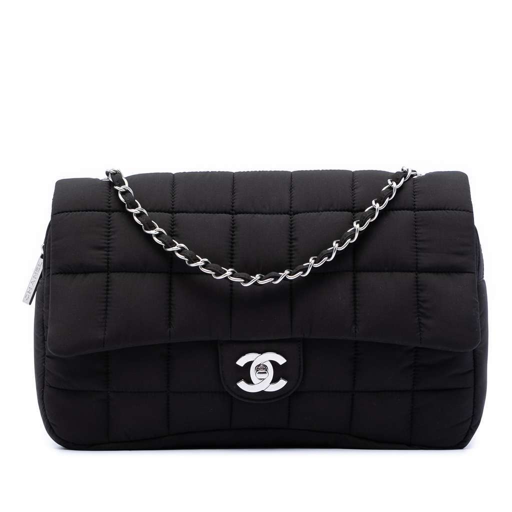 Chanel CC Chocolate Bar Nylon Flap Black Very good condition - Front View