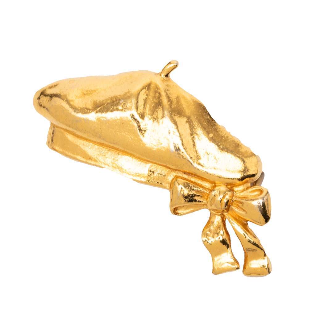 Chanel Gold Plated Beret Hat Brooch Gold Metal Very good - Front View