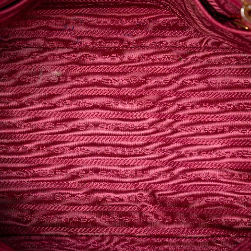 Prada Saffiano Trimmed Tessuto Dome Satchel Pink Very good condition - Model View