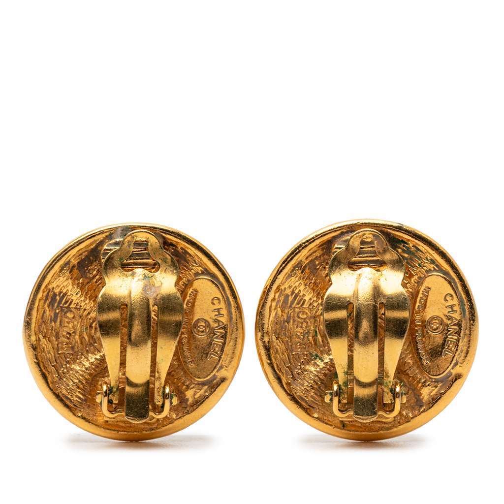 Chanel Gold Plated Quilted Round Clip On Earrings Gold Metal Very good - Back View