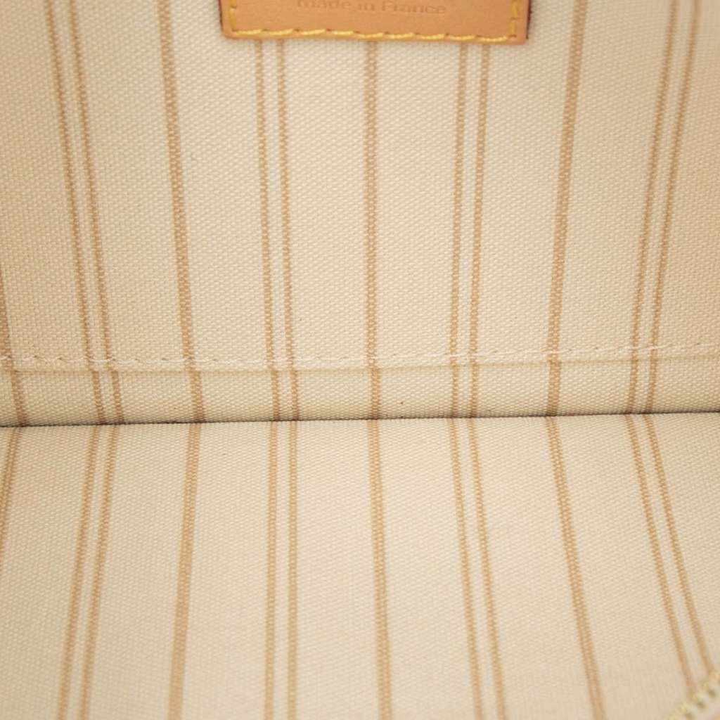 Louis Vuitton Damier Azur Neverfull MM Pouch White Very good condition - Model View