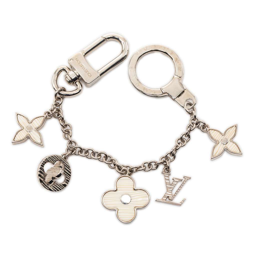 Louis Vuitton Plated Fleur D Epi Bag Charm Silver Brass Very good - Front View