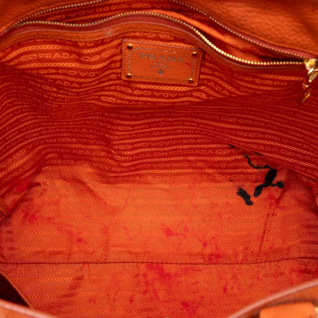 Prada Vitello Daino Open Convertible Tote Orange Leather Good condition - Model View