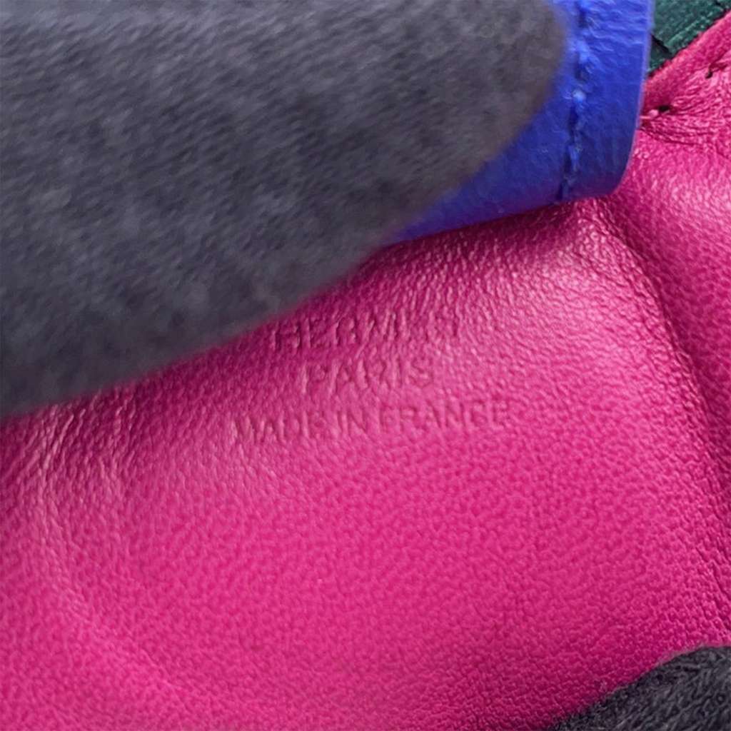 Hermès Milo Lambskin Grigri Rodeo Pegase Bag Charm MM Pink Leather Very good - Model View