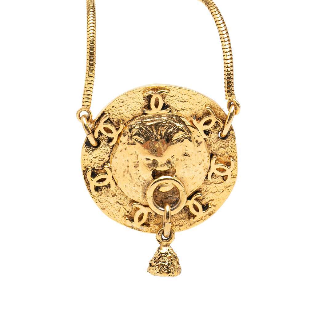 Chanel Gold Plated Lion Motif Medallion Pendant Necklace Gold Metal Very good - Front View