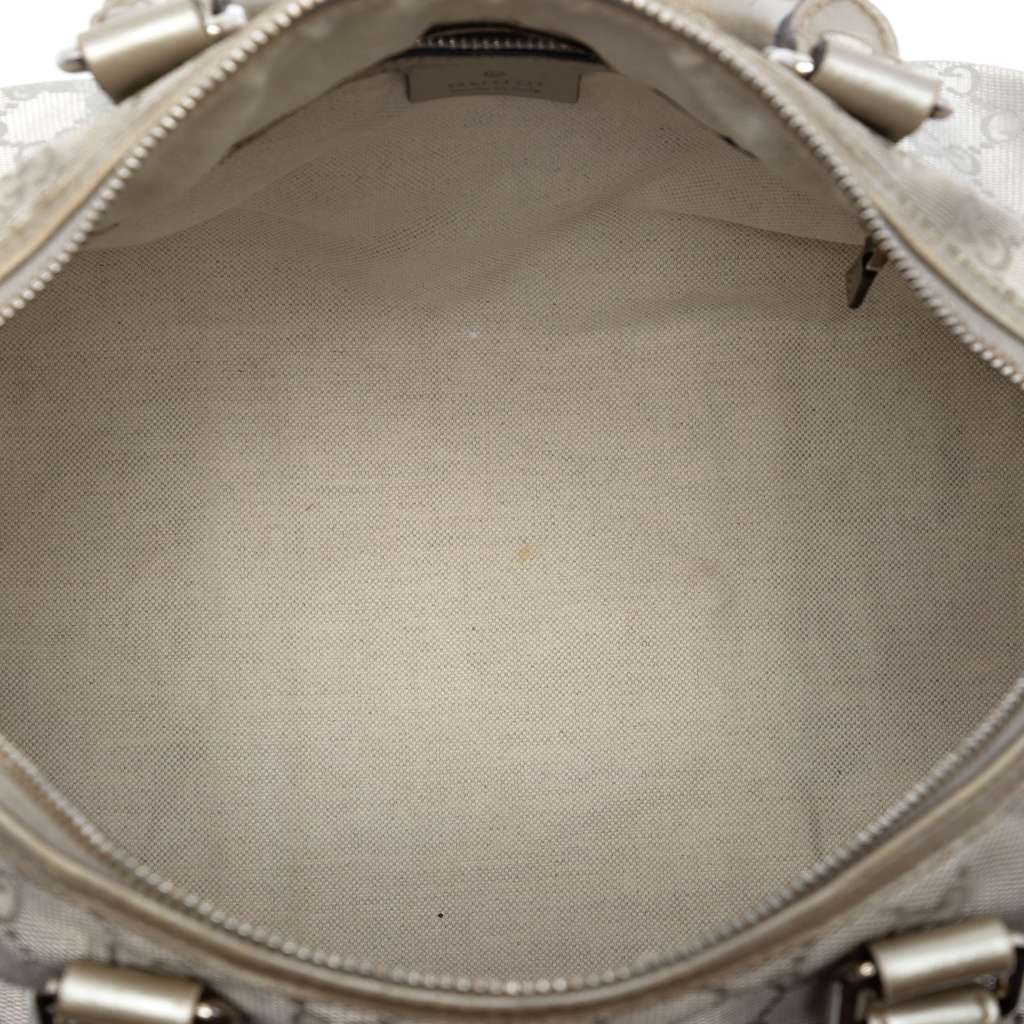 Gucci Medium GG Imprime Joy Boston Bag Silver Canvas Very good - Model View