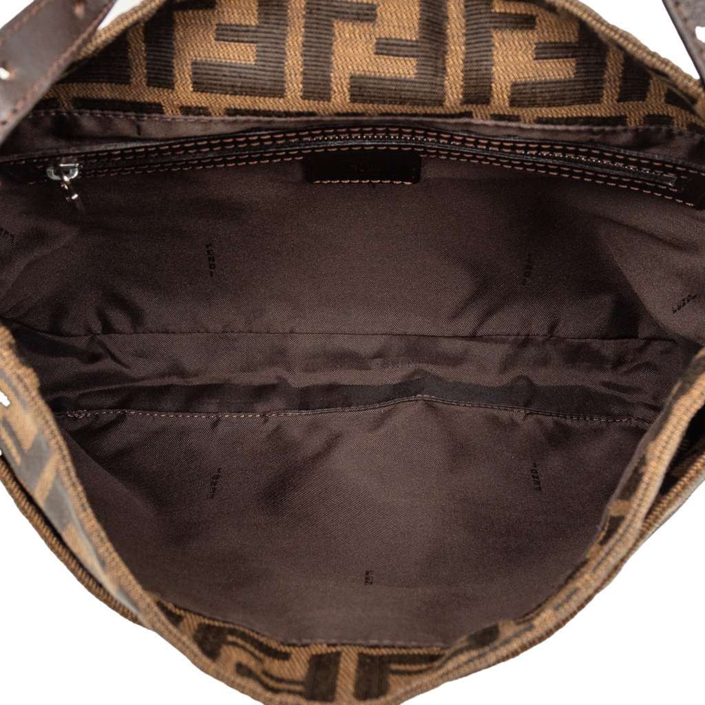 Fendi Zucca Canvas Shoulder Bag Brown Canvas Very good - Model View